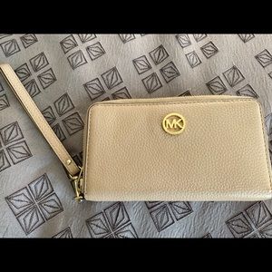 Michael Kors wallet